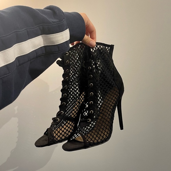 Lace Up Heels - Picture 1 of 2